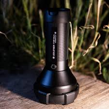 Ledlenser P18R Work - Robust Laddningsbar Ficklampa