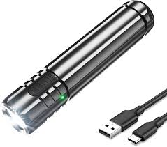 KLARUS EC20: 1100 Lumen Uppladdningsbar Ficklampa